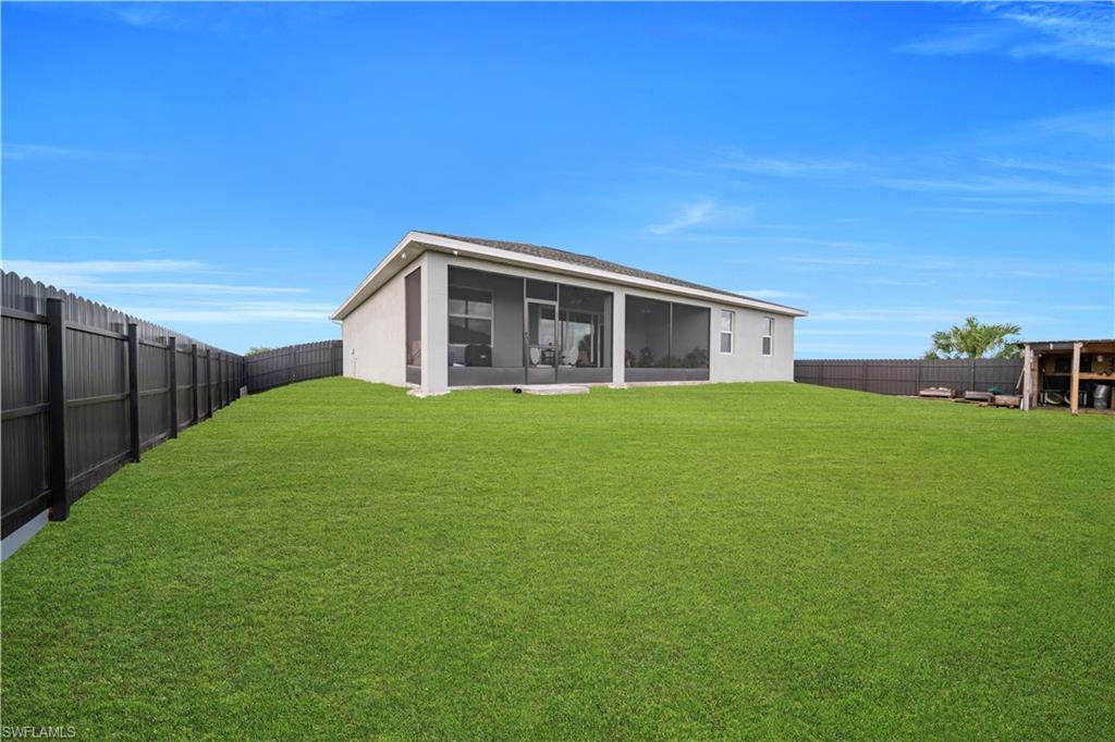 BANYAN VILLAGE - Residential