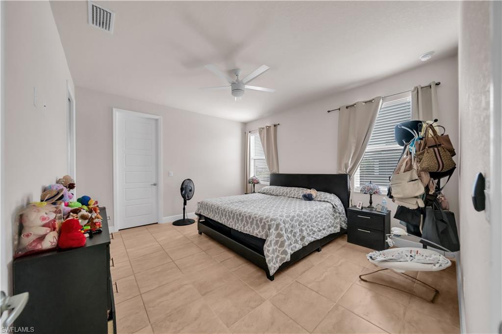 BANYAN VILLAGE - Residential