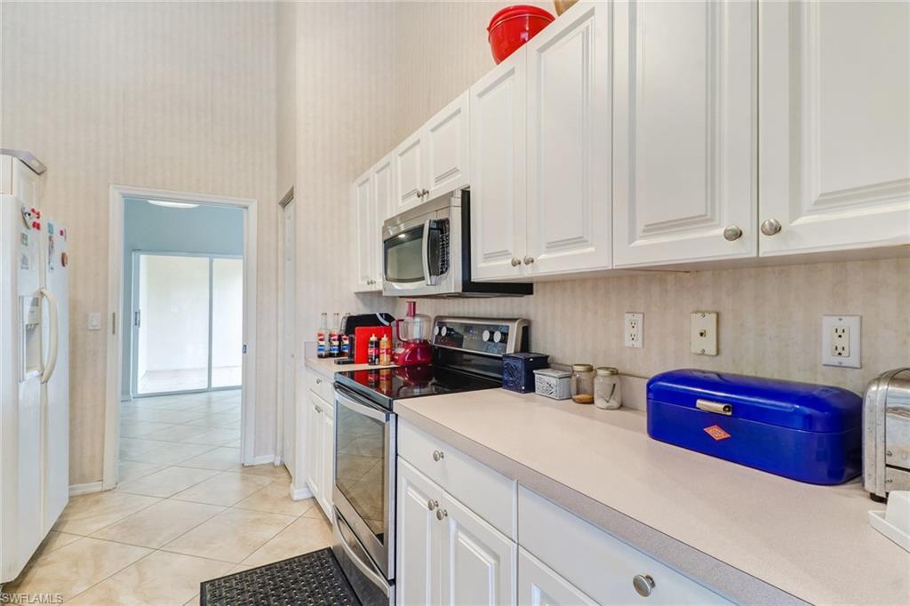 EDGEWATER AT CARLTON LAKES - Residential