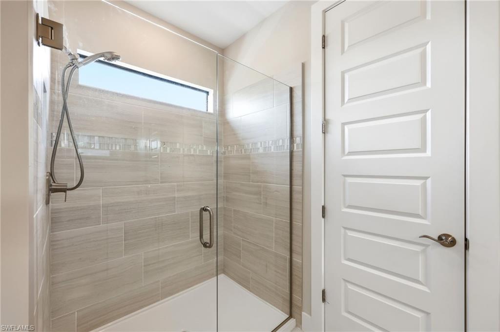 AVALON PARK - Residential