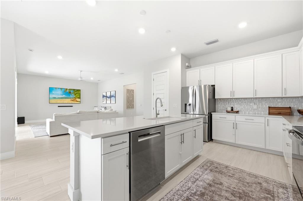 AVALON PARK - Residential