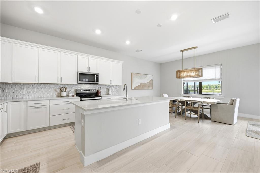 AVALON PARK - Residential