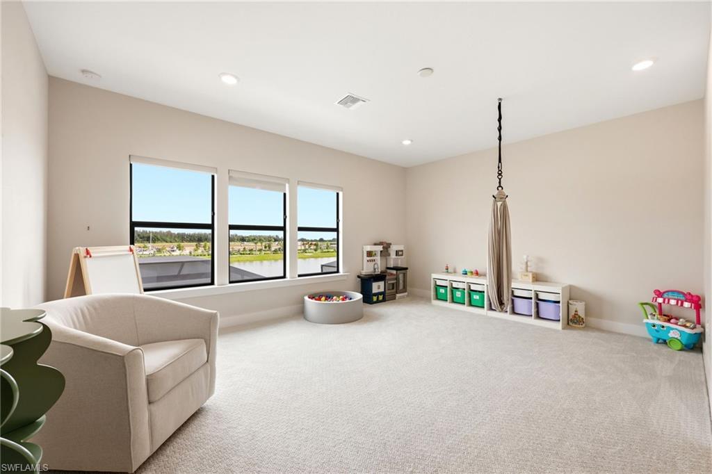 AVALON PARK - Residential