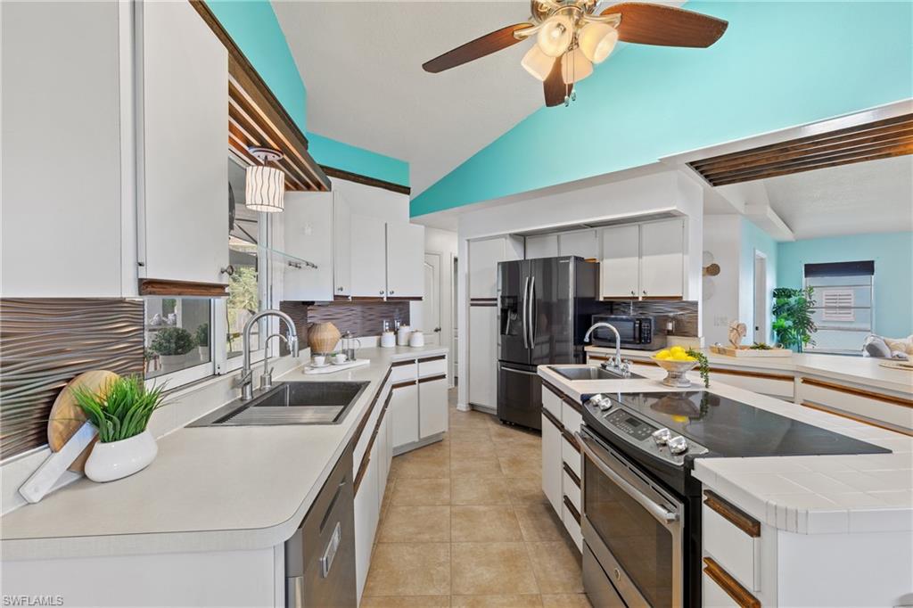 PORT CHARLOTTE - Residential