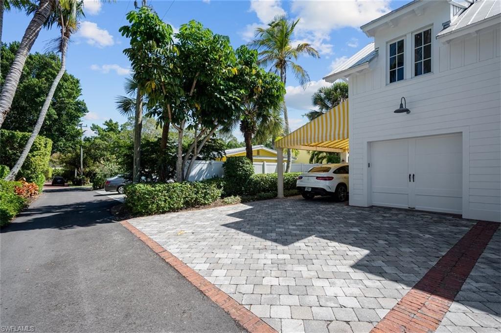 OLDE NAPLES - Residential