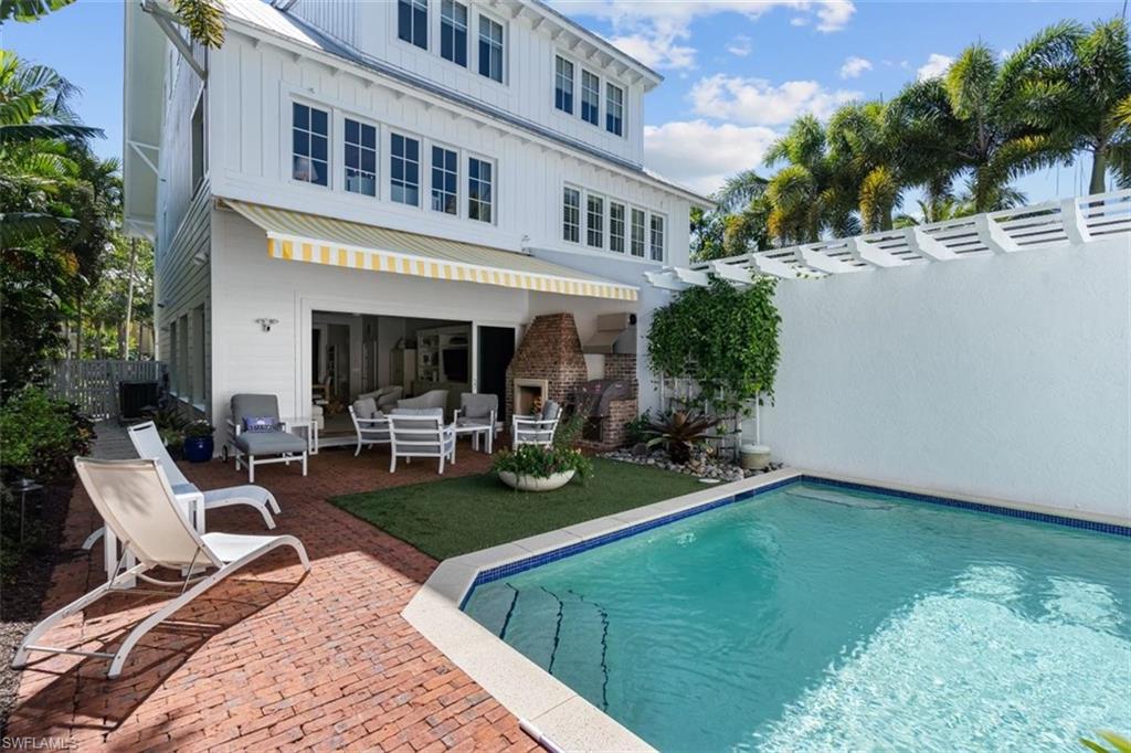 OLDE NAPLES - Residential