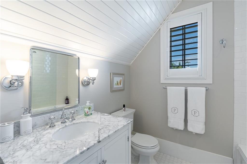 OLDE NAPLES - Residential