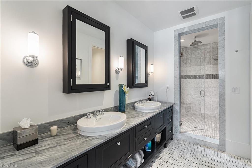 OLDE NAPLES - Residential