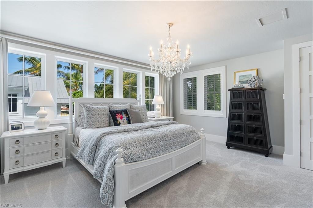 OLDE NAPLES - Residential