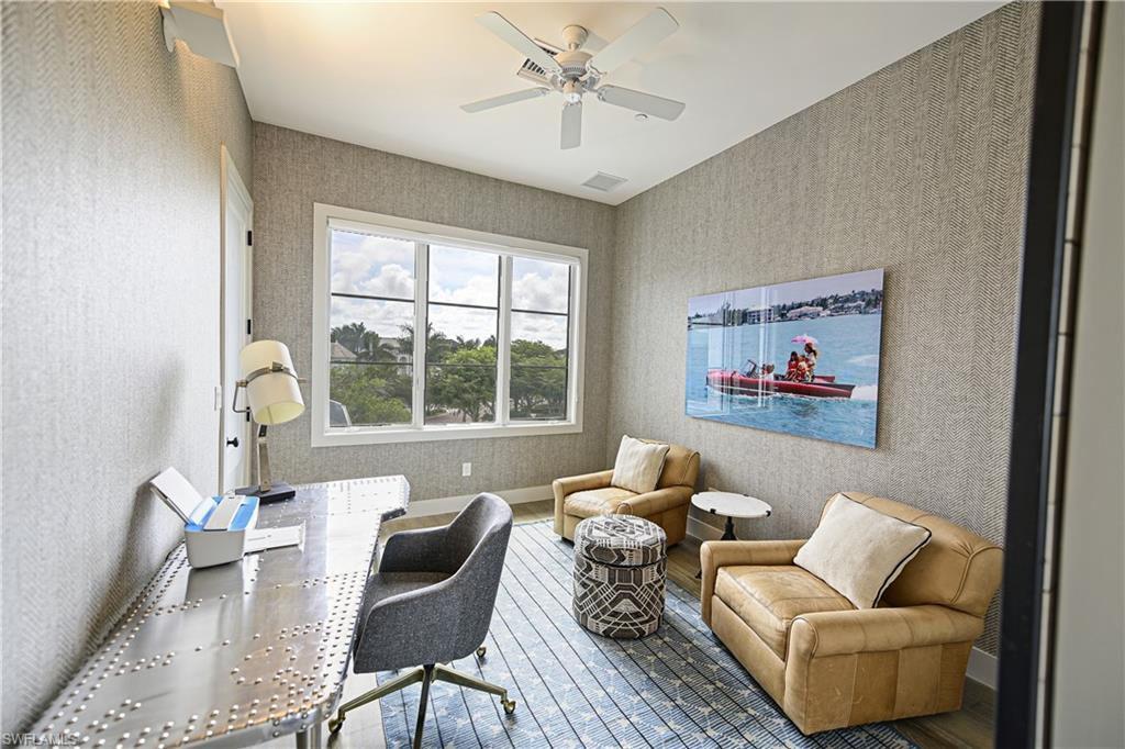 BAREFOOT BEACH - Residential