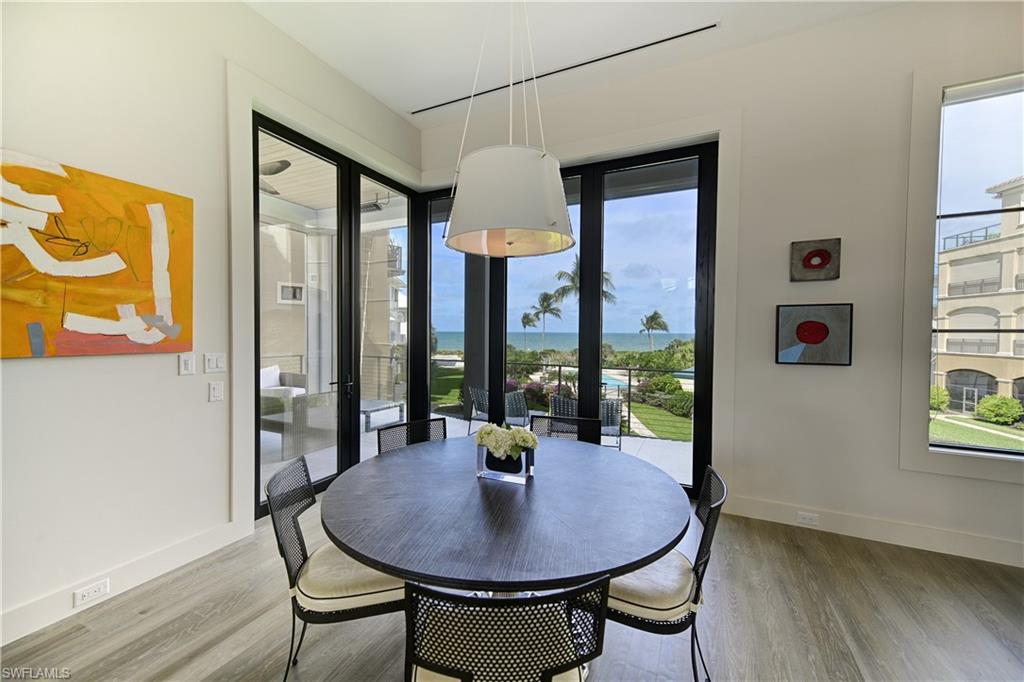 BAREFOOT BEACH - Residential