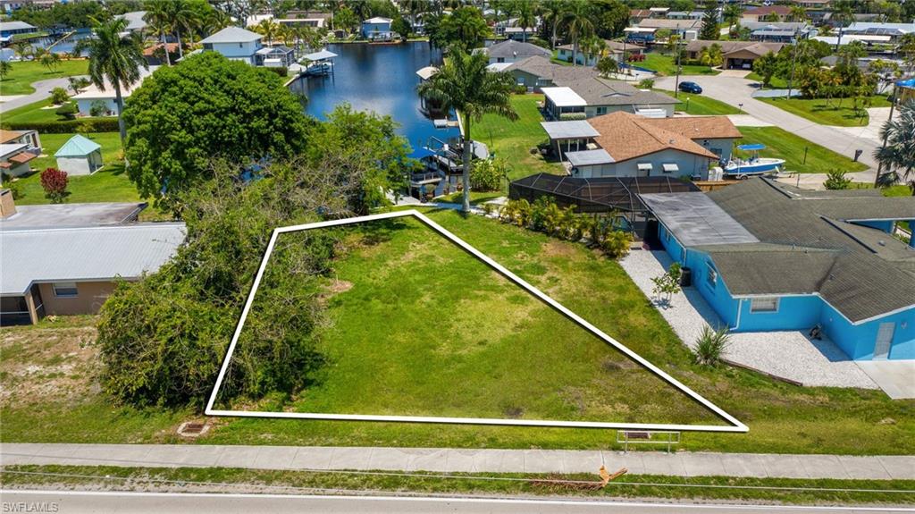 BLUE WATER SHORES - Land