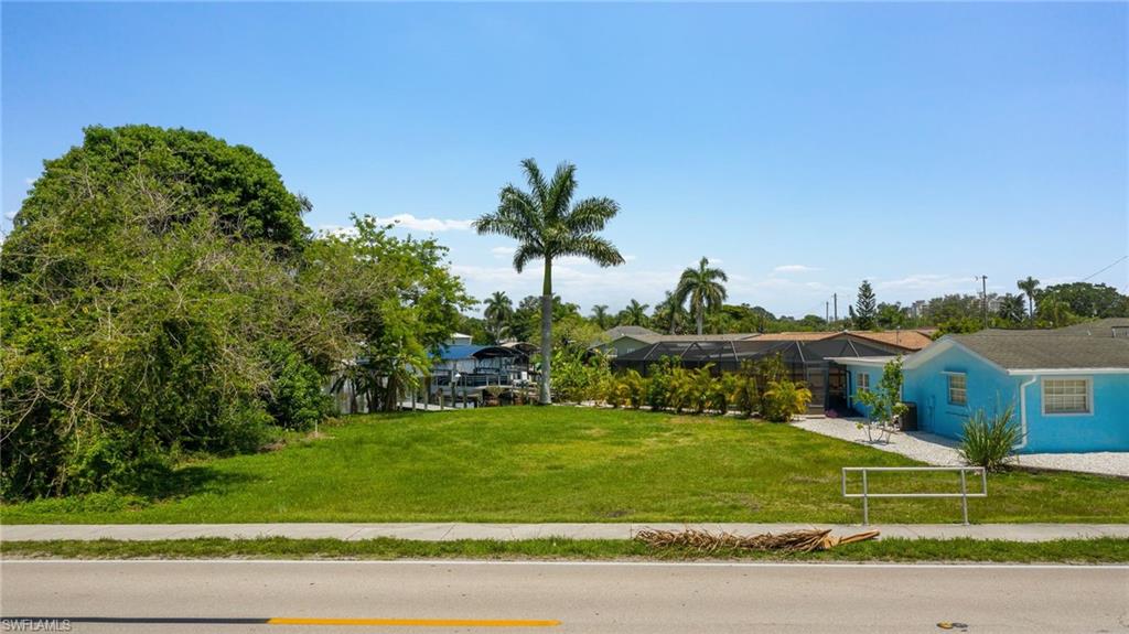 BLUE WATER SHORES - Land