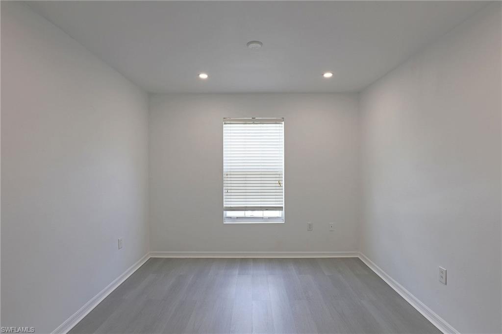 FOREST LAKE TOWNHOMES - Residential Lease