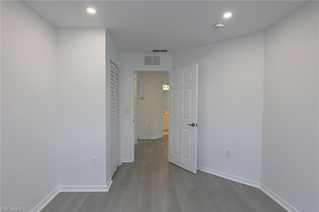 FOREST LAKE TOWNHOMES - Residential Lease