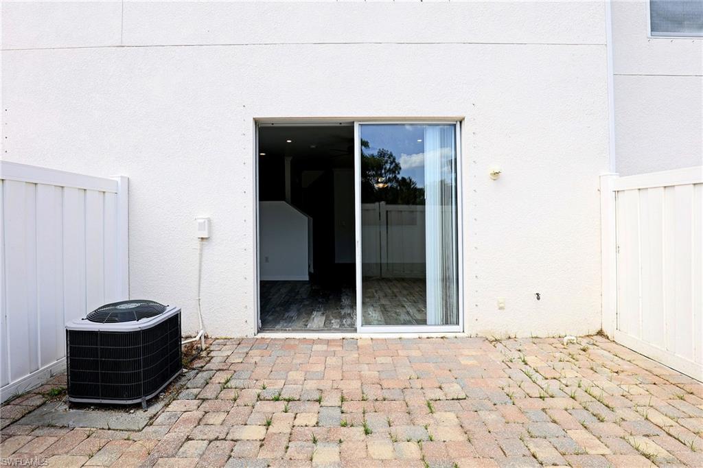 FOREST LAKE TOWNHOMES - Residential Lease