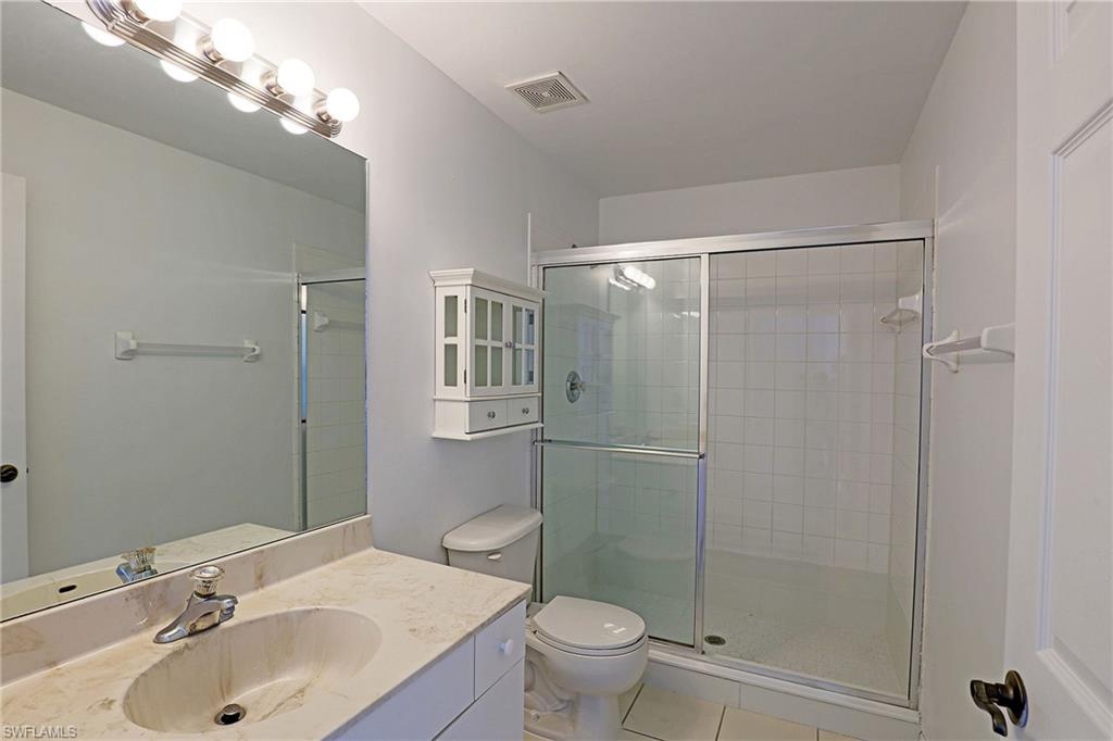 FOREST LAKE TOWNHOMES - Residential Lease