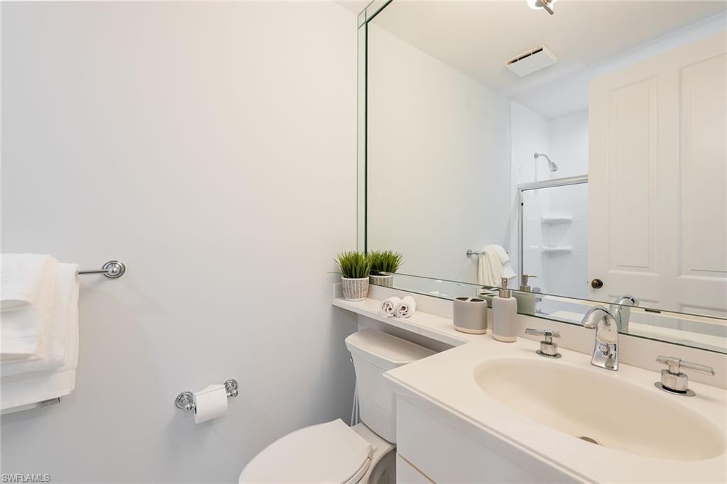 ROYAL MARCO POINT - Residential