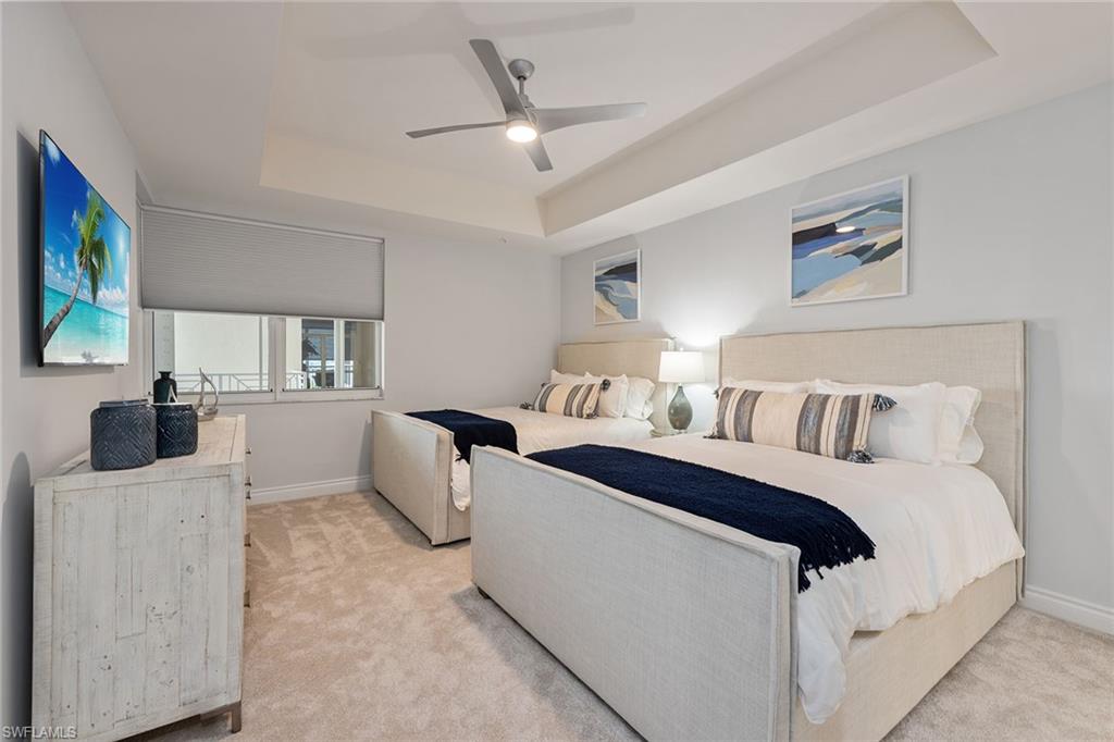 ROYAL MARCO POINT - Residential