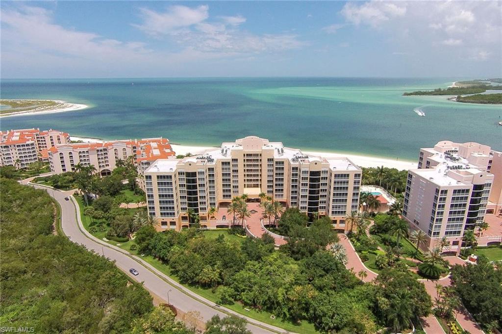 ROYAL MARCO POINT - Residential