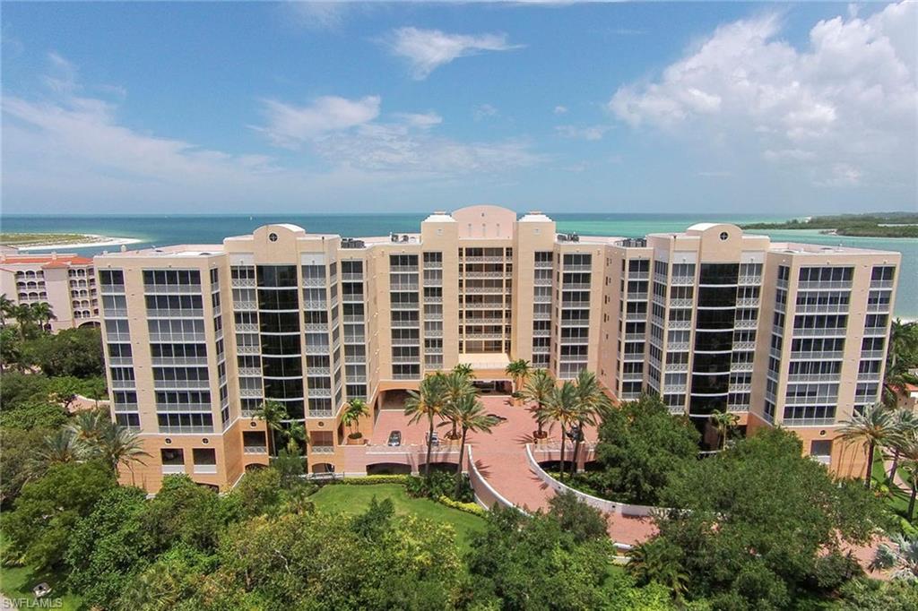 ROYAL MARCO POINT - Residential