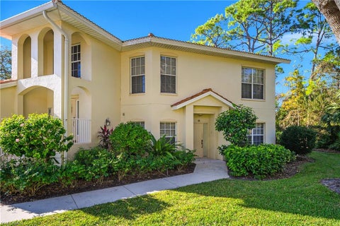 Photo of 963 Egrets RUN #102, NAPLES, FL 34108 (MLS # 225082561)