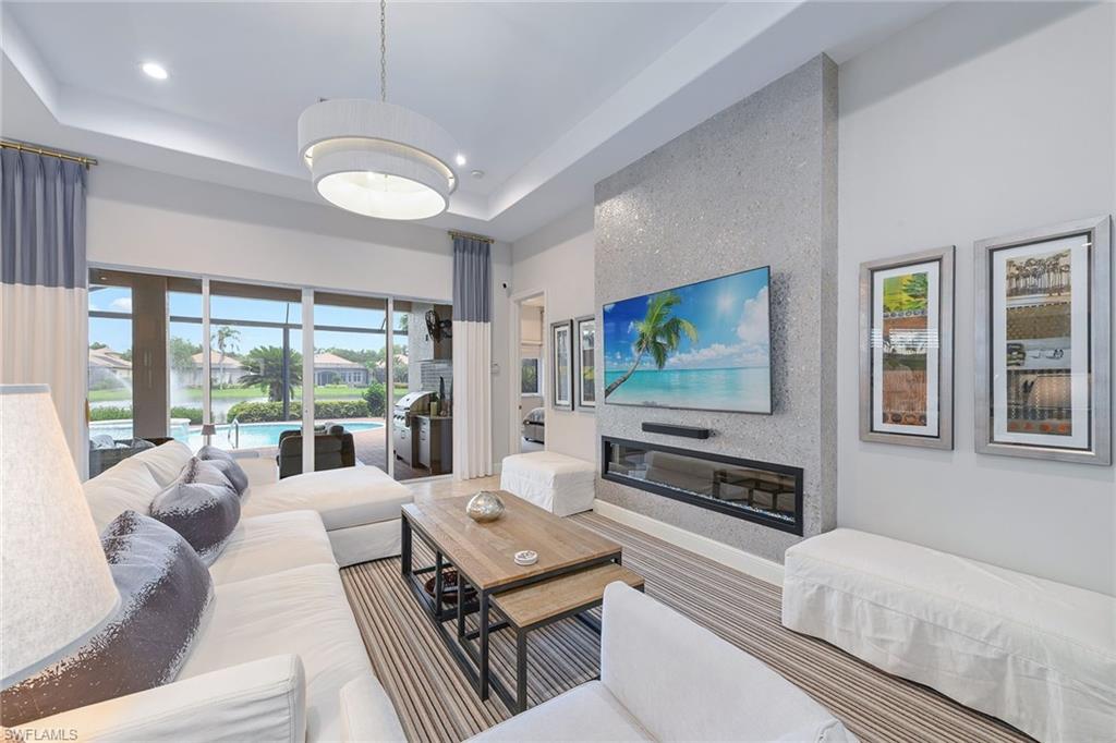 5999 Hammock Isles CIR