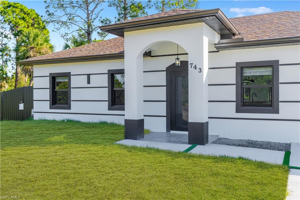 LEHIGH ACRES - Residential