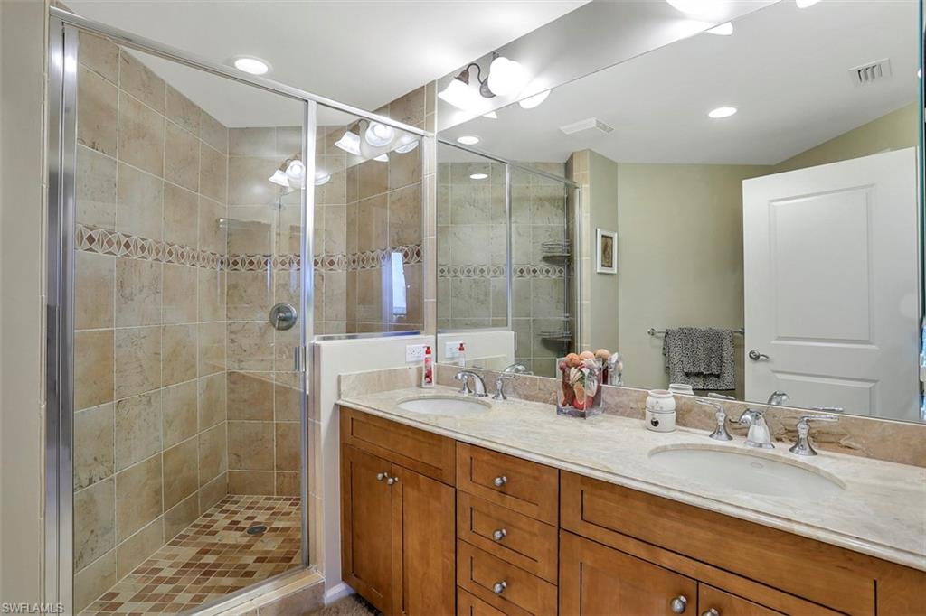 CAPE HARBOUR - Residential