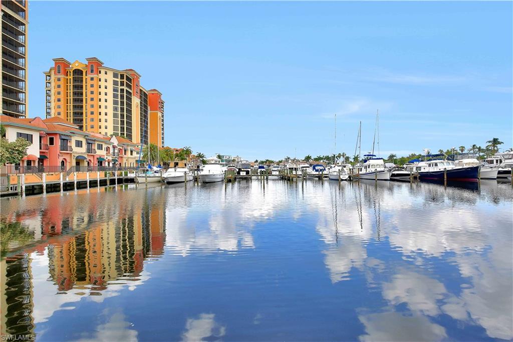 CAPE HARBOUR - Residential