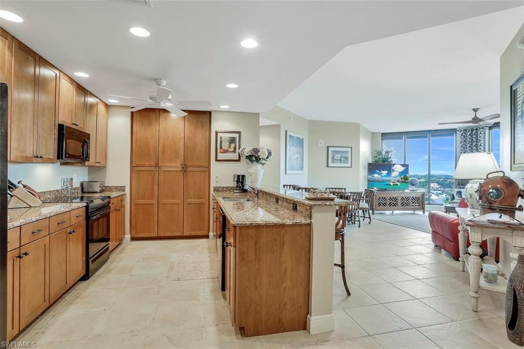 CAPE HARBOUR - Residential