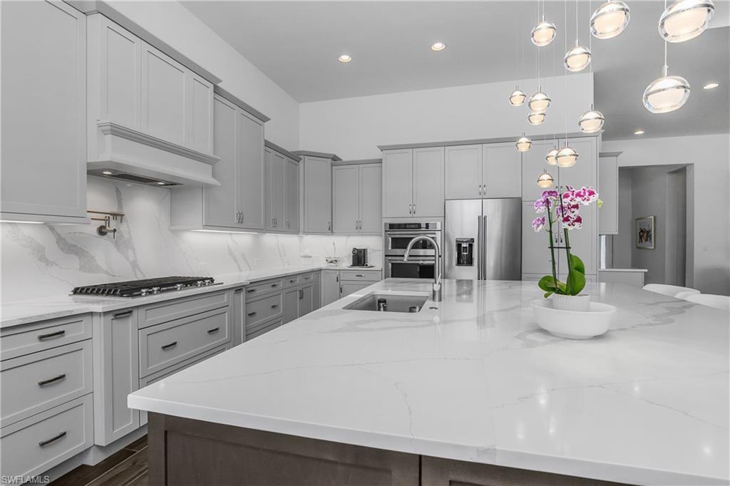 ISLES OF COLLIER PRESERVE - Residential