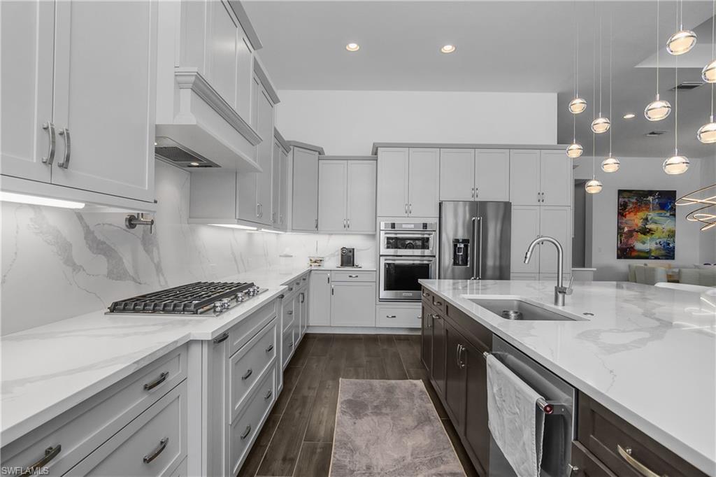 ISLES OF COLLIER PRESERVE - Residential