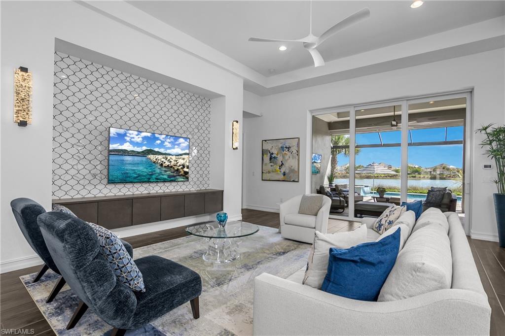 ISLES OF COLLIER PRESERVE - Residential