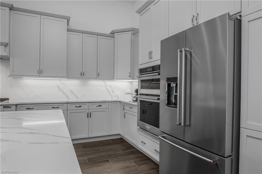 ISLES OF COLLIER PRESERVE - Residential