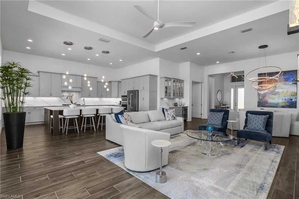 ISLES OF COLLIER PRESERVE - Residential