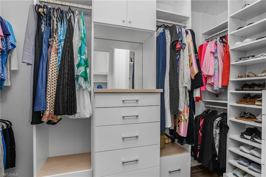 ISLES OF COLLIER PRESERVE - Residential