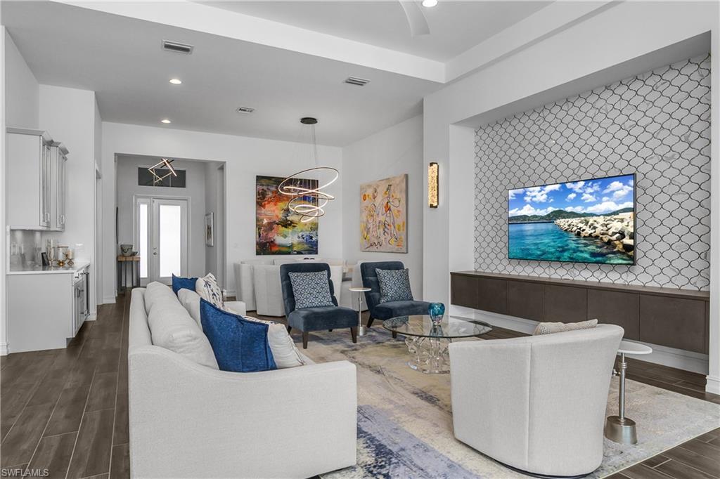 ISLES OF COLLIER PRESERVE - Residential