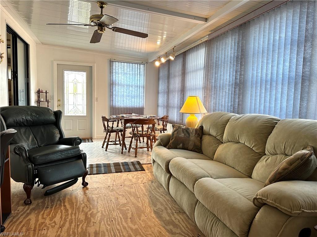 RIVERWOODS PLANTATION - Residential