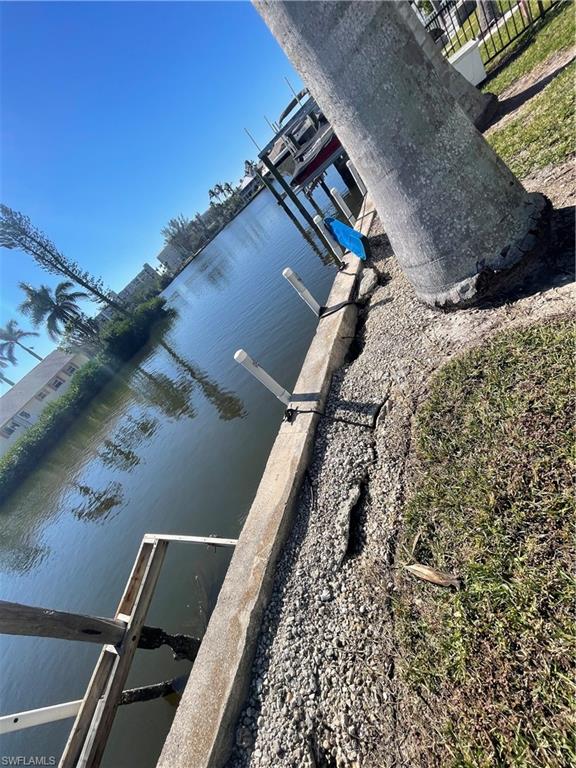 IMPERIAL SHORES - Residential