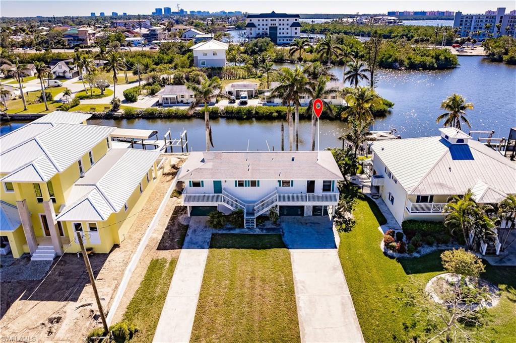 IMPERIAL SHORES - Residential