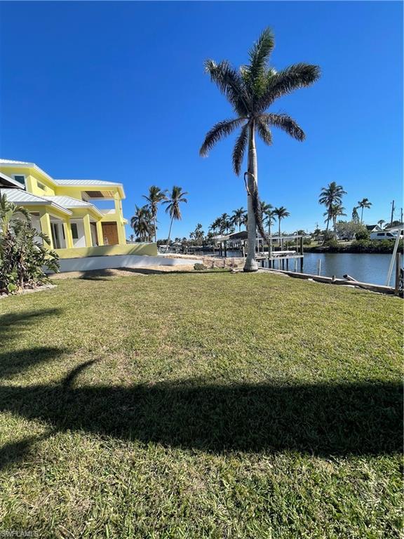 IMPERIAL SHORES - Residential