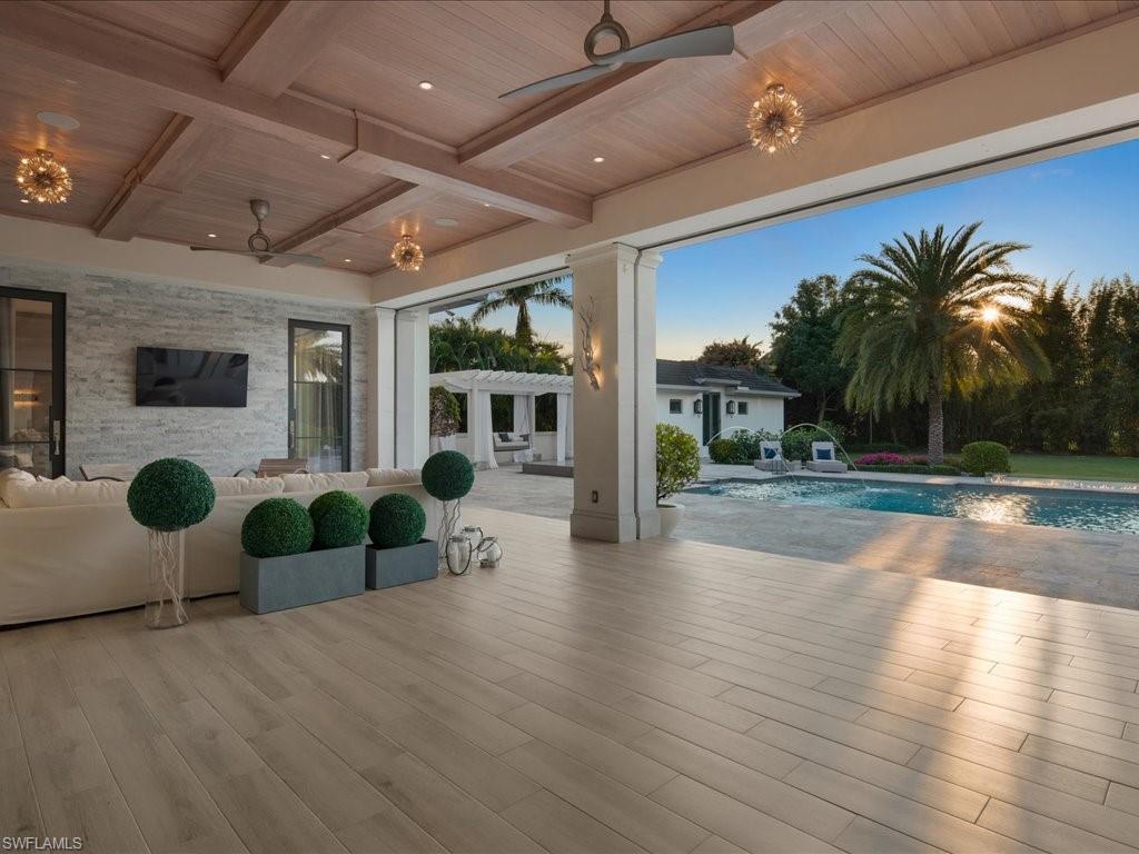 PINE RIDGE - Residential