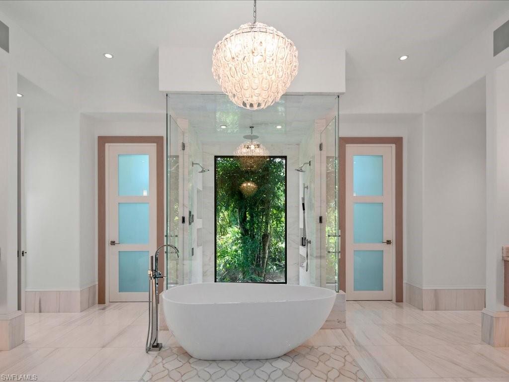 PINE RIDGE - Residential