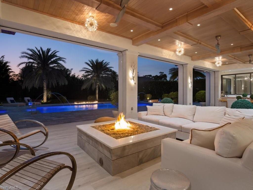 PINE RIDGE - Residential