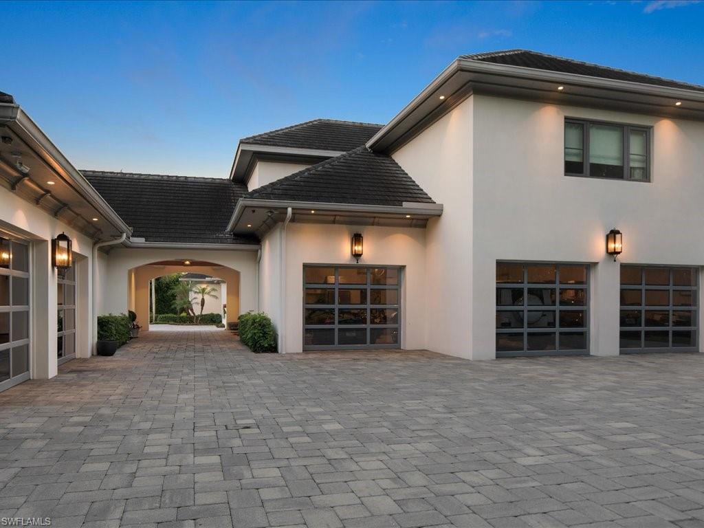 PINE RIDGE - Residential