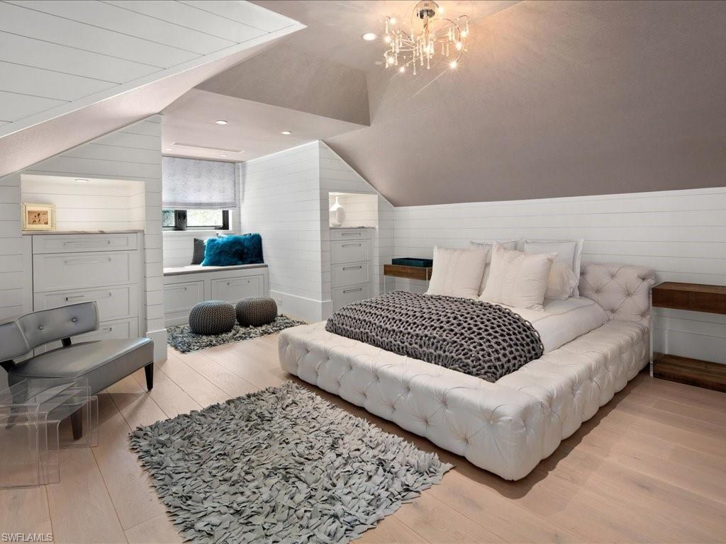 PINE RIDGE - Residential