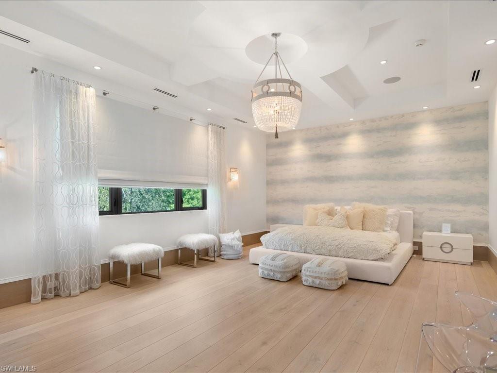 PINE RIDGE - Residential