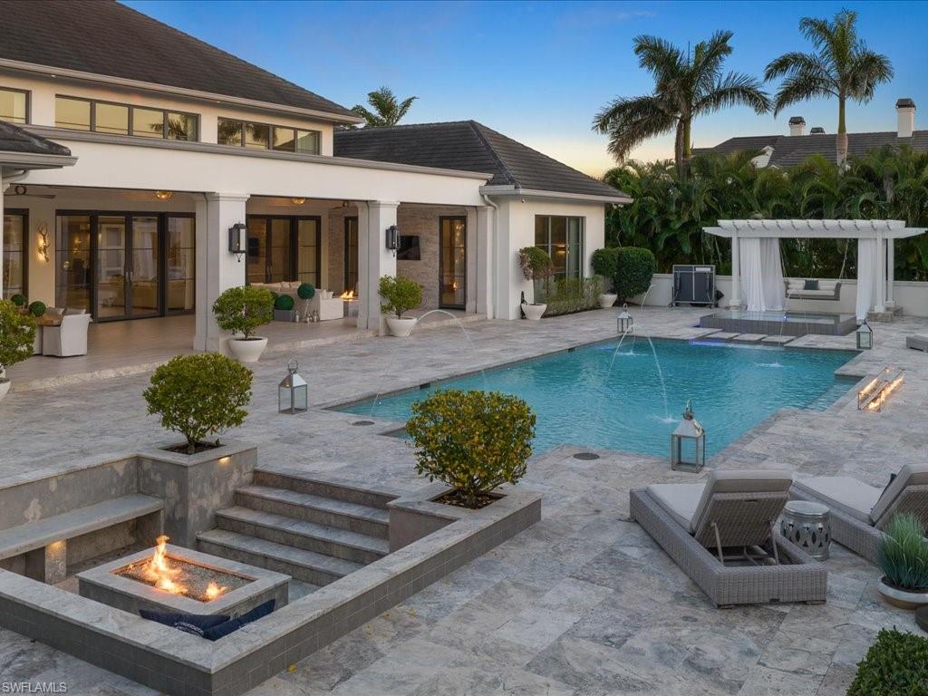 PINE RIDGE - Residential