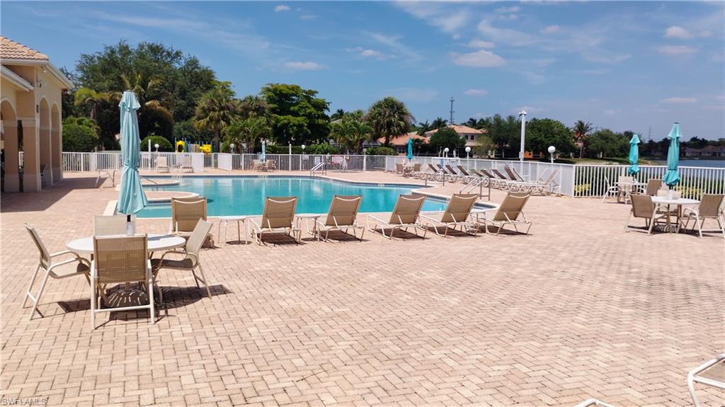 OLYMPIA POINTE - Residential